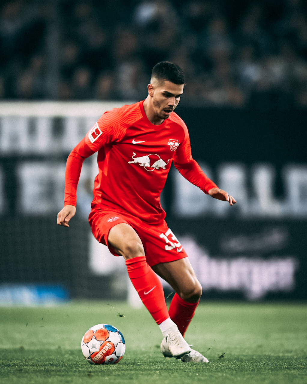 关于清晨体能课后,莱比锡官宣签约备战欧联,话题不断,赛程密集仍需轮换的信息 关于清晨体能课后,莱比锡官宣签约备战欧联,话题不断,赛程密集仍需轮换的信息