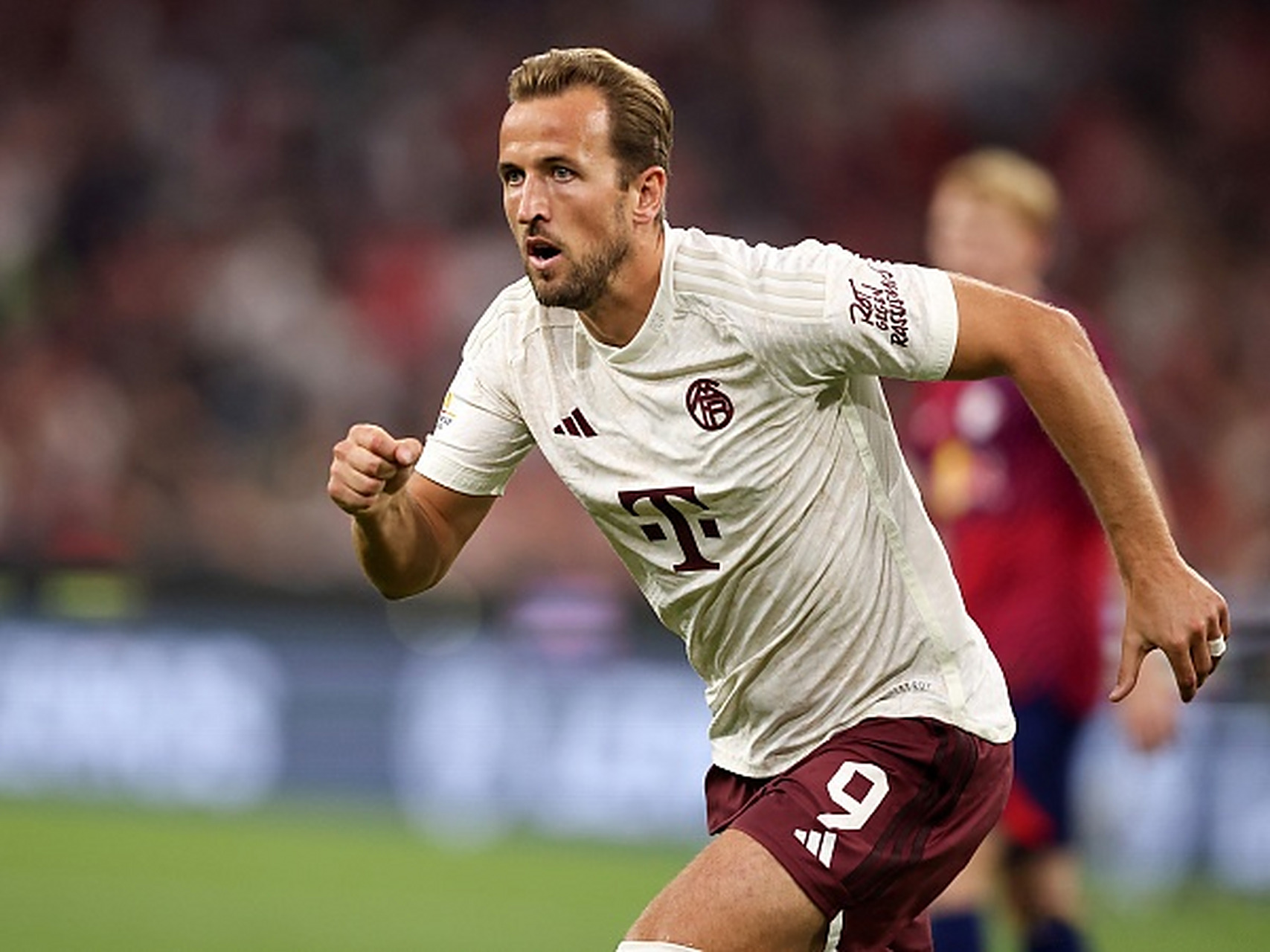 九游体育下载今晚体能课后；莱比锡队长鼓劲备战德国杯；赛场秩序良好；轮换策略成焦点的简单介绍