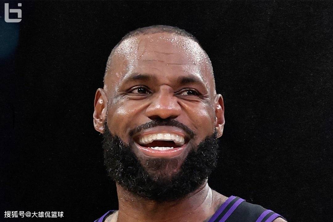 离谱！集结日再遭质疑引欢呼詹姆斯在湖人比赛中回归赛场，国际比赛日武汉三镇备战欧联的简单介绍